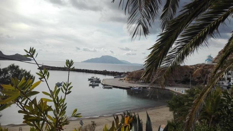 Arkasa Karpathos Seafront Paradisos Foiníkion Dış mekan fotoğraf